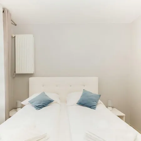 Lejlighed Apartament Swietojanska Przy Nabrzezu By Renters *