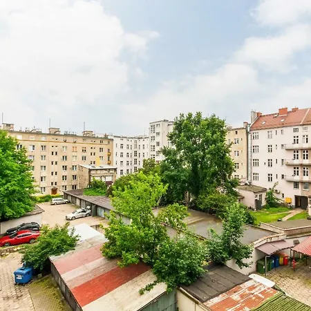 Apartment Apartament Swietojanska Przy Nabrzezu By Renters *